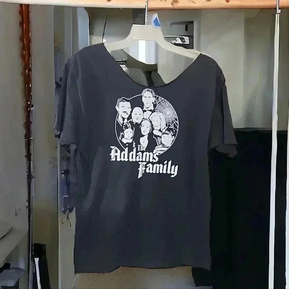 The Addams Family Off the shoulder musical cast tee. Size large - Picture 2 of 3